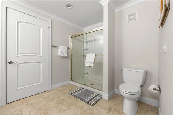 $610,000 | 10511 Mission Road, Unit 305, Leawood, KS 66206