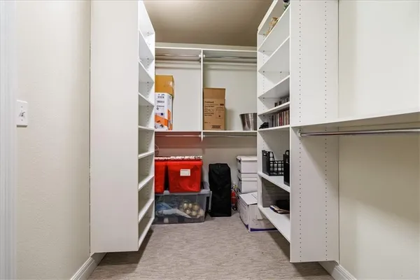 $610,000 | 10511 Mission Road, Unit 305, Leawood, KS 66206