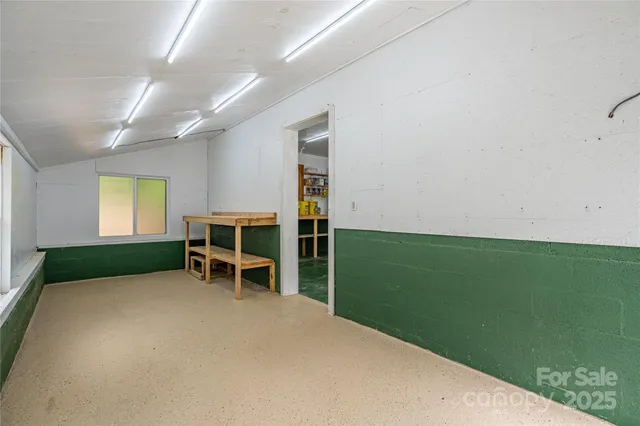 $699,000 | 288 Hard To Find Drive, Brevard, NC 28712