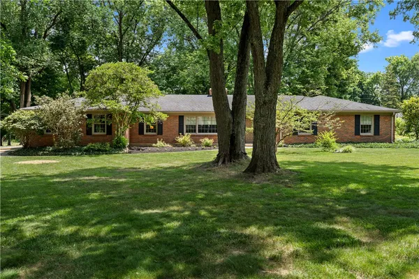 $430,000 | 156 Manor Lane, Dayton, OH 45429