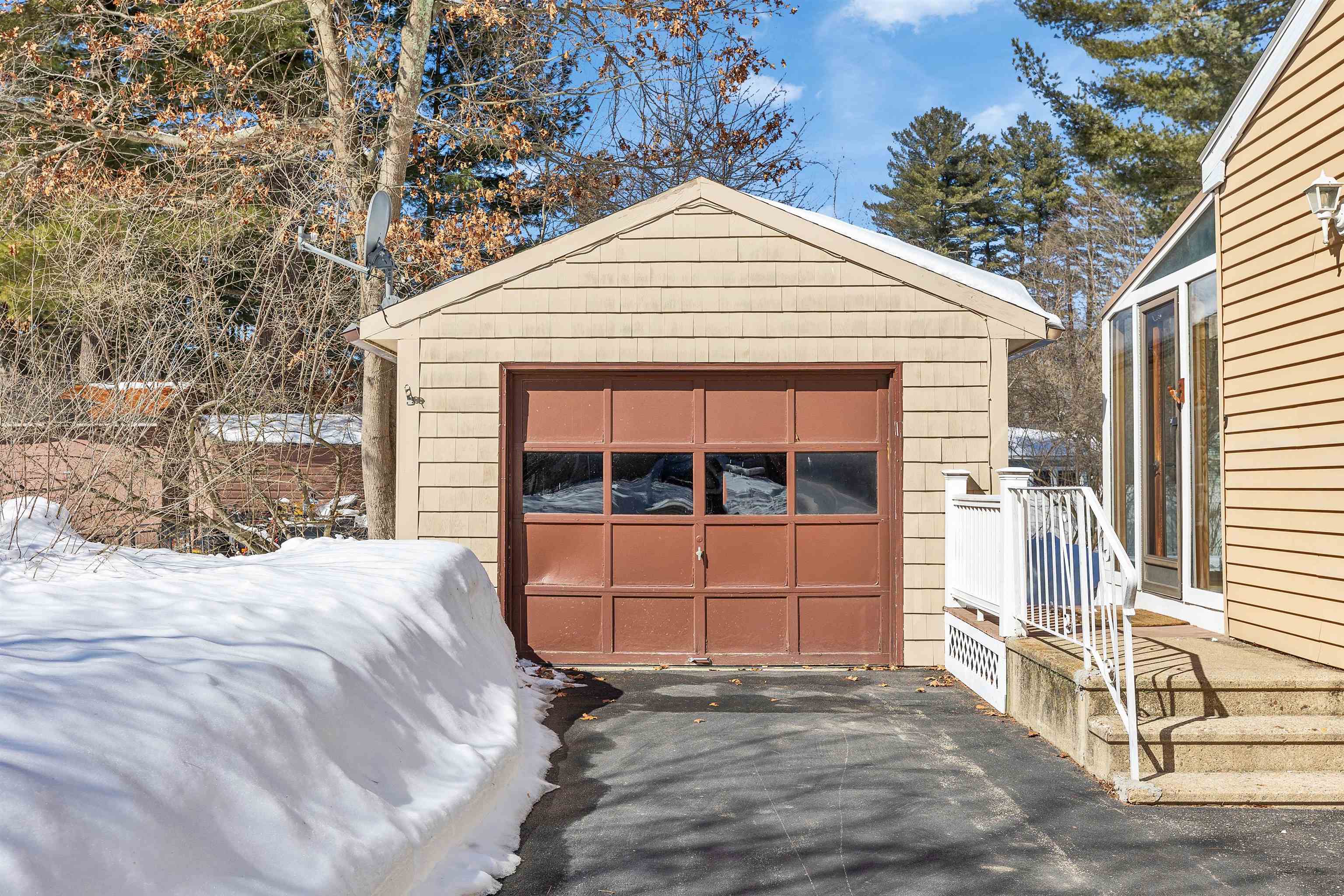 4 Burlington Road Nashua, NH 03062 - Photo 22 of 23