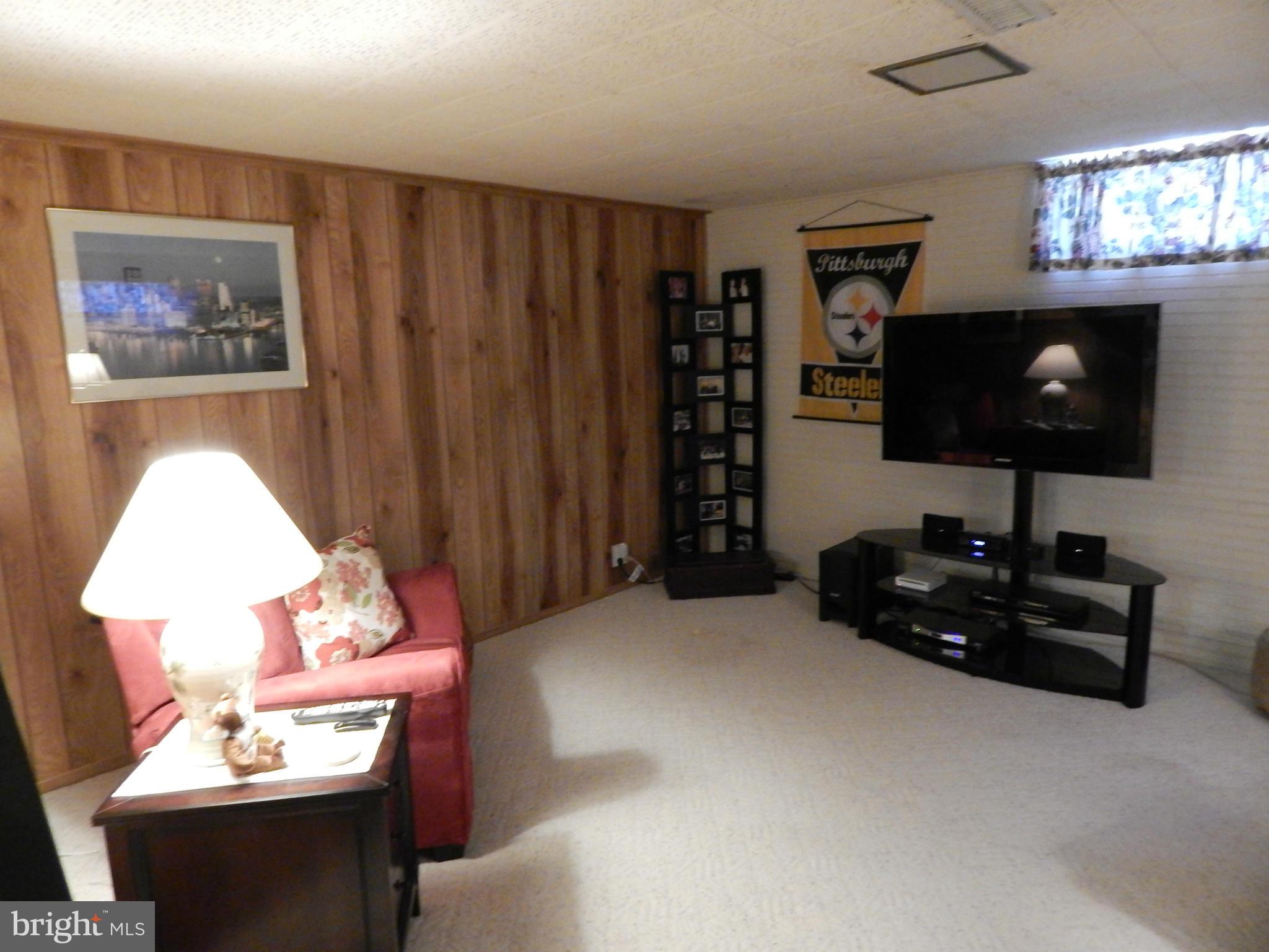 23 Sheraton Road Randallstown, MD 21133 - Photo 19 of 30 Family Room