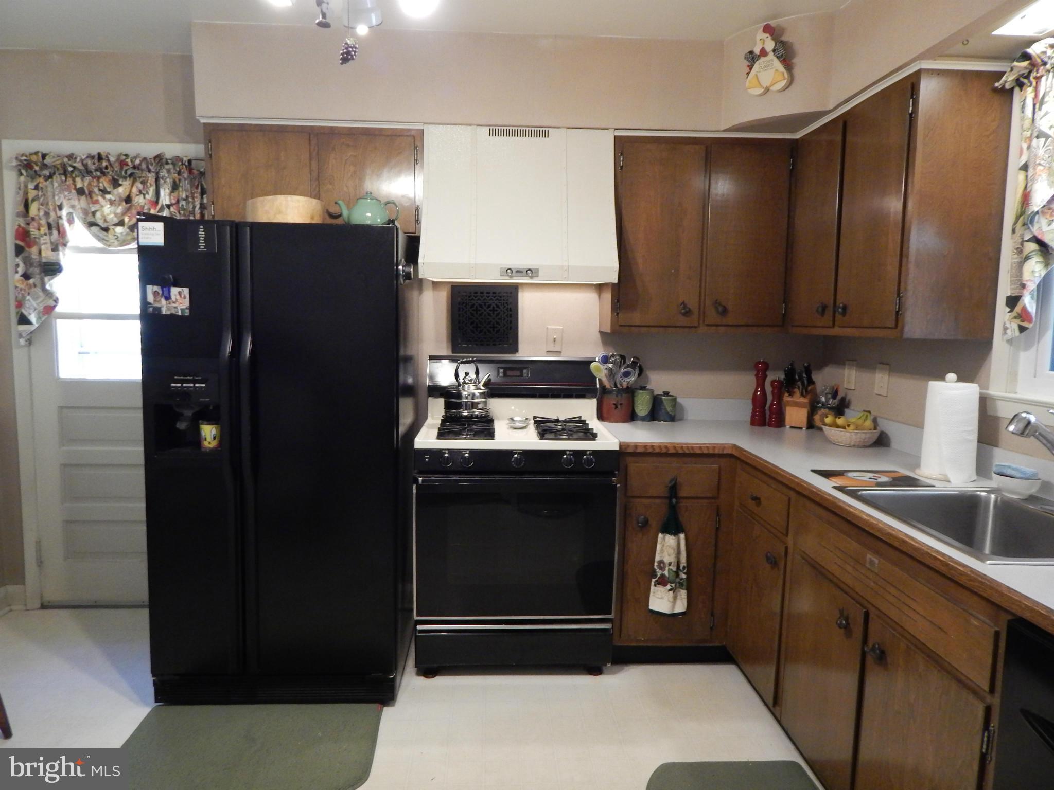 23 Sheraton Road Randallstown, MD 21133 - Photo 9 of 30 Kitchen