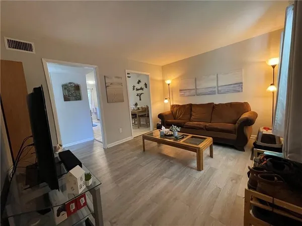 $795 | 4302 Lake Road, Unit 4, Killeen, TX 76543