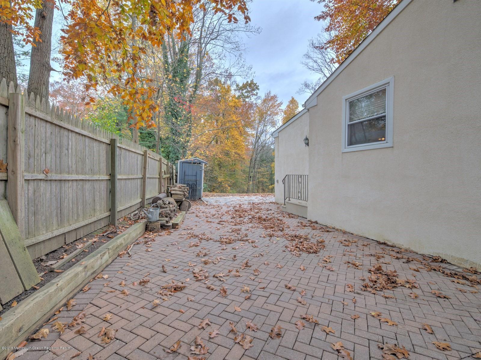 65 Streeker Road Wrightstown, NJ 08562 - Photo 33 of 34 a view of a backyard