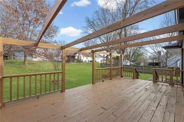 $325,000 | 3709 Northeast Grant Street, Lee's Summit, MO 64064