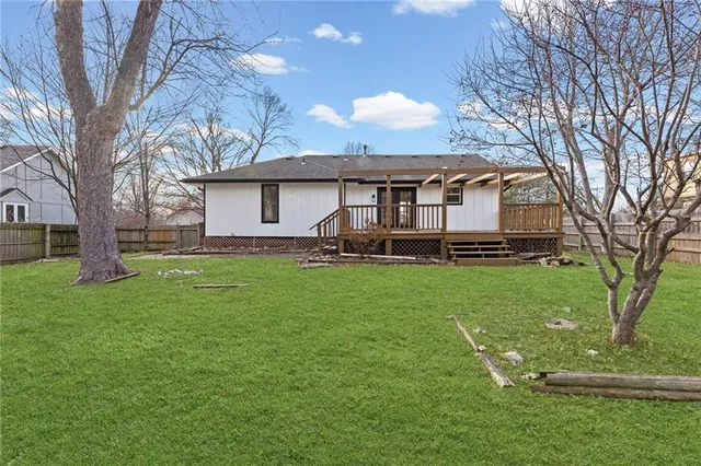 $325,000 | 3709 Northeast Grant Street, Lee's Summit, MO 64064