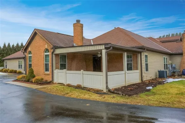$275,000 | 55 Ashford Drive, Cranberry Township, PA 16066
