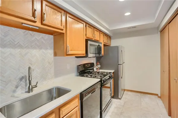 $275,000 | 55 Ashford Drive, Cranberry Township, PA 16066