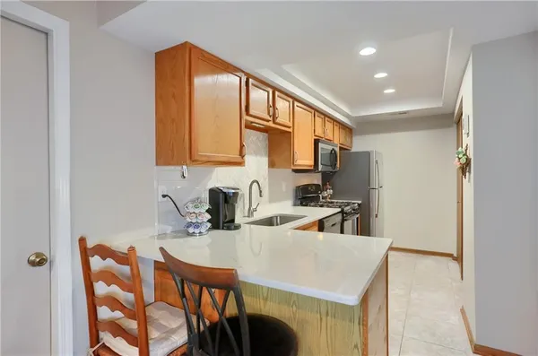 $275,000 | 55 Ashford Drive, Cranberry Township, PA 16066