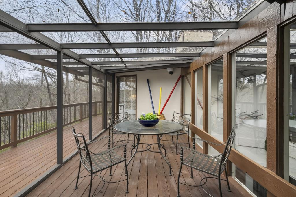 130 Huntcliff Point Northeast Sandy Springs, GA 30350 - Photo 16 of 67