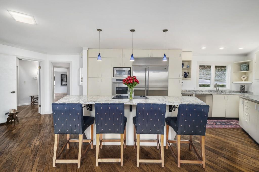 130 Huntcliff Point Northeast Sandy Springs, GA 30350 - Photo 17 of 67