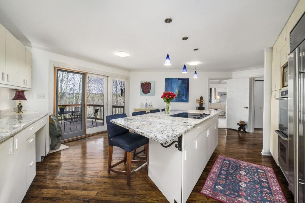 130 Huntcliff Point Northeast Sandy Springs, GA 30350 - Photo 22 of 67