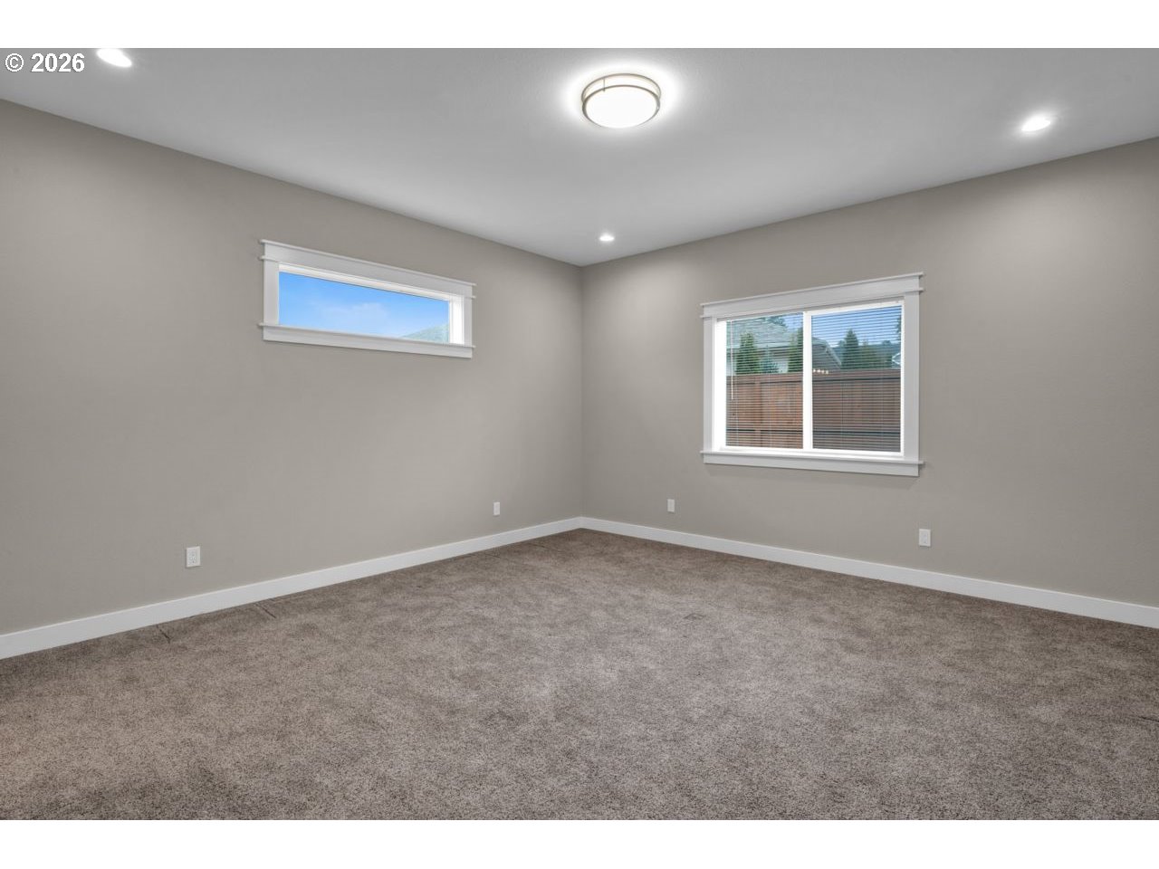 4080 Caddington Lane Florence, OR 97439 - Photo 22 of 48 a view of an empty room with a window