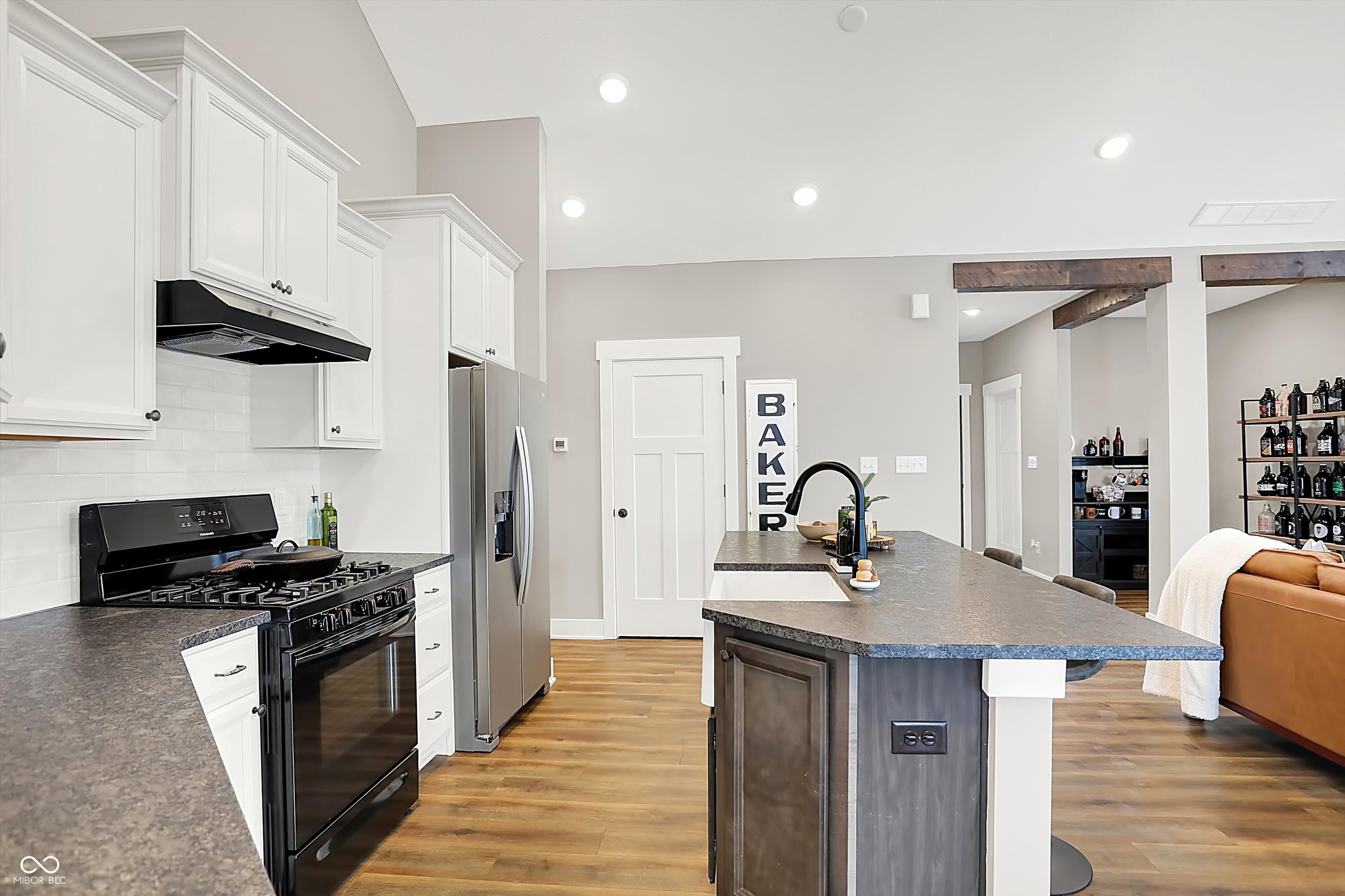 1655 North Blue Road Greenfield, IN 46140 - Photo 11 of 62 Gallery Image 11