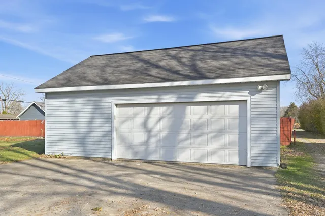 $150,000 | 409 North Pearl Street, Butler, IN 46721