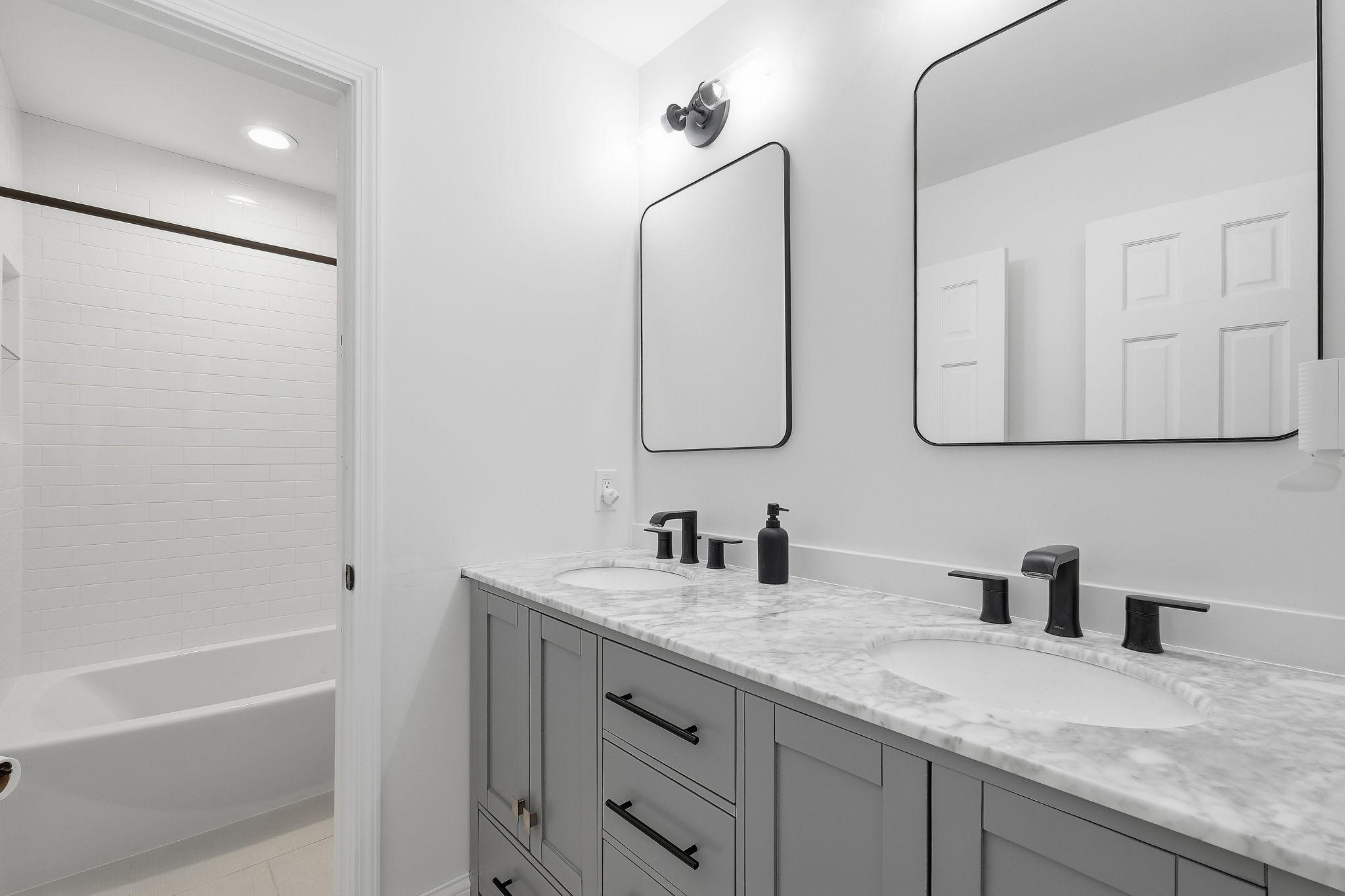 486 Rimrock Drive St. Paul, MN 55124 - Photo 24 of 31 Gallery Image 24