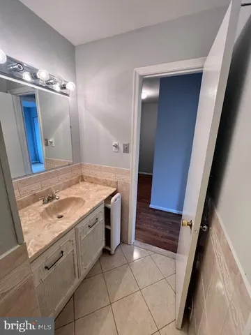 $355,000 | 14472 Rustling Leaves Lane, Unit 26B, Centreville, VA 20121