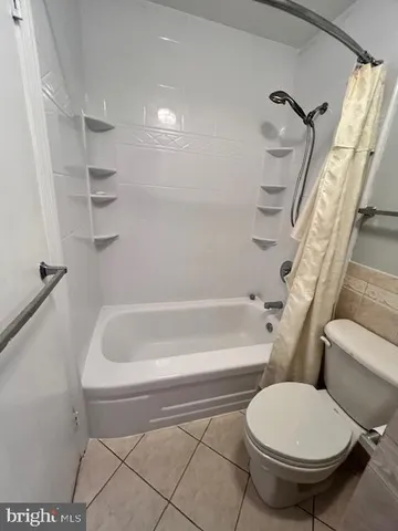 $355,000 | 14472 Rustling Leaves Lane, Unit 26B, Centreville, VA 20121