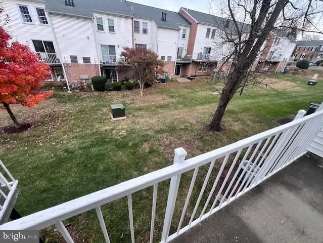 $355,000 | 14472 Rustling Leaves Lane, Unit 26B, Centreville, VA 20121