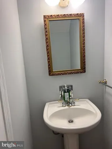 $355,000 | 14472 Rustling Leaves Lane, Unit 26B, Centreville, VA 20121