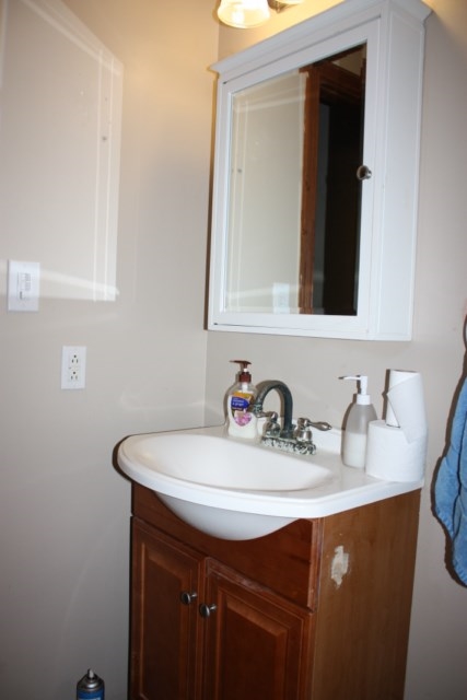 8881 West Division Line Road Delphi, IN 46923 - Photo 15 of 24 Gallery Image 15