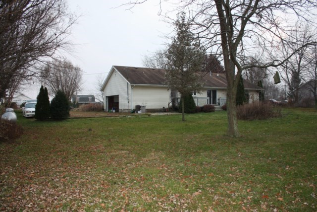 8881 West Division Line Road Delphi, IN 46923 - Photo 17 of 24 Gallery Image 17