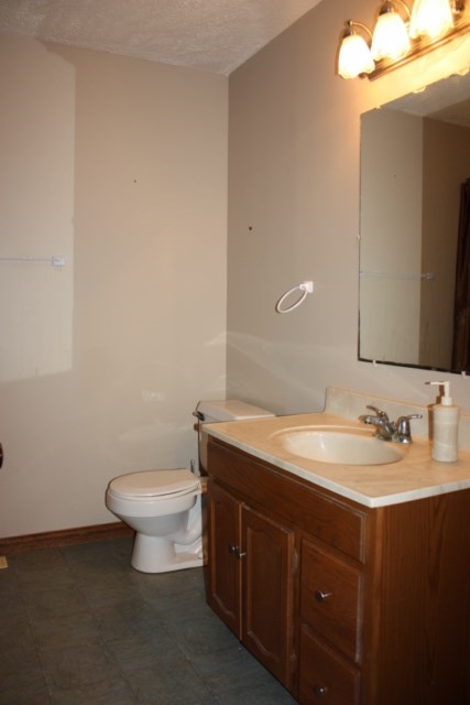 8881 West Division Line Road Delphi, IN 46923 - Photo 9 of 24 Gallery Image 9