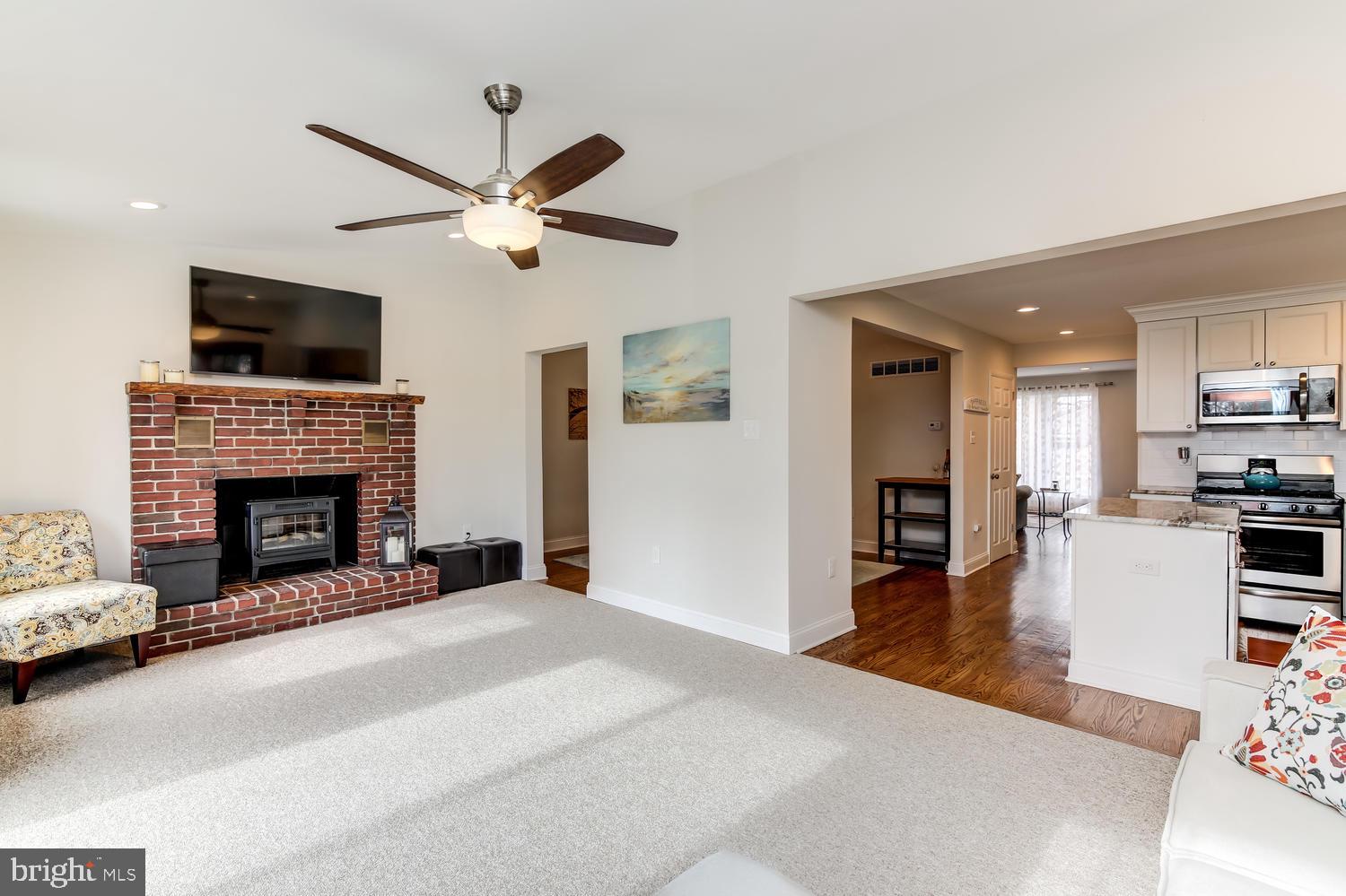 61 Colonial Road Havertown, PA 19083 - Photo 14 of 27 Family Room