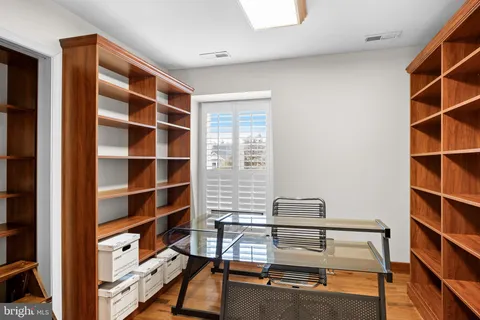 $650,000 | 129 Plum Street, Moorestown, NJ 08057