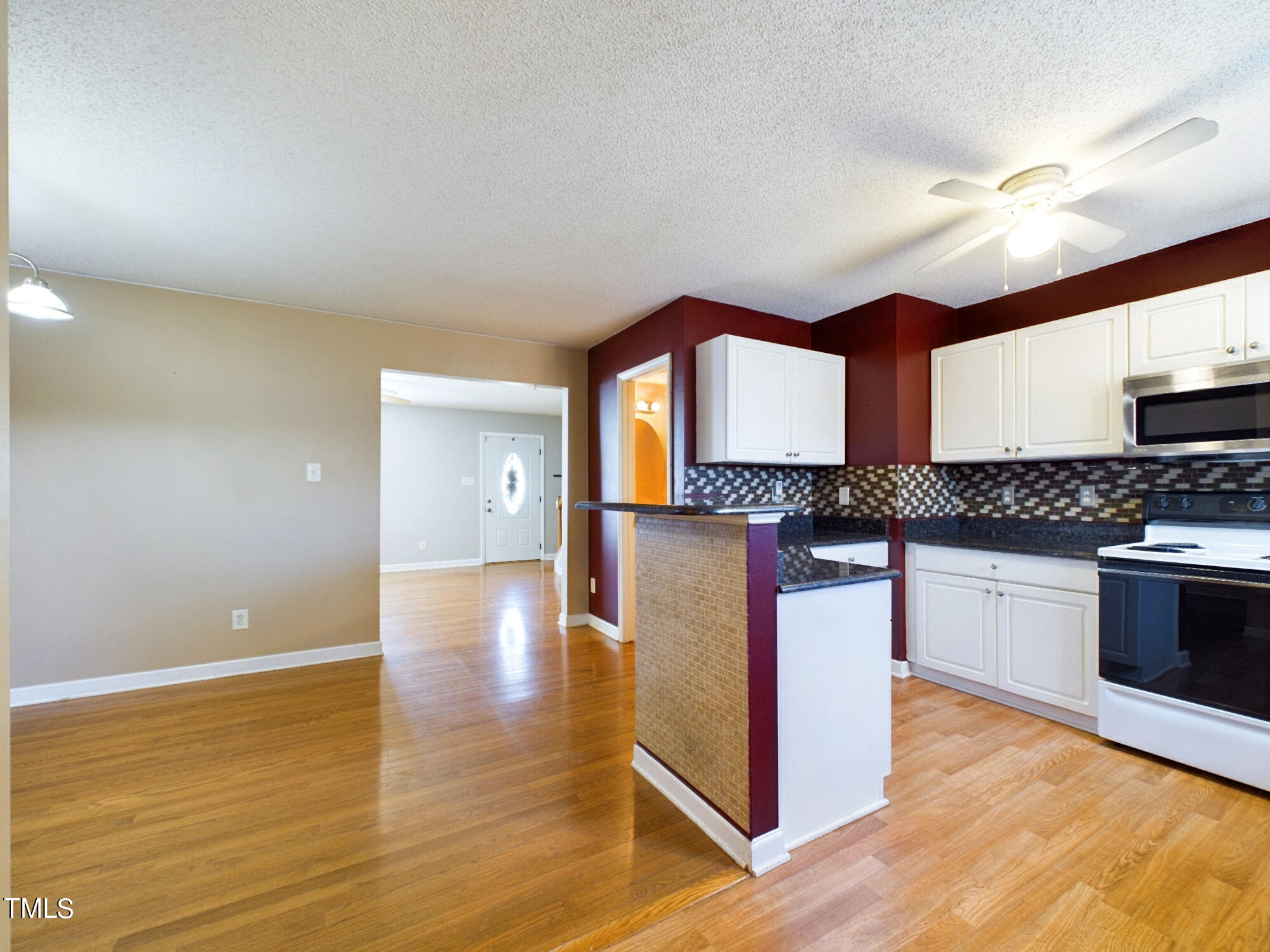 5653 Tealbrook Drive Raleigh, NC 27610 - Photo 6 of 30 Kitchen