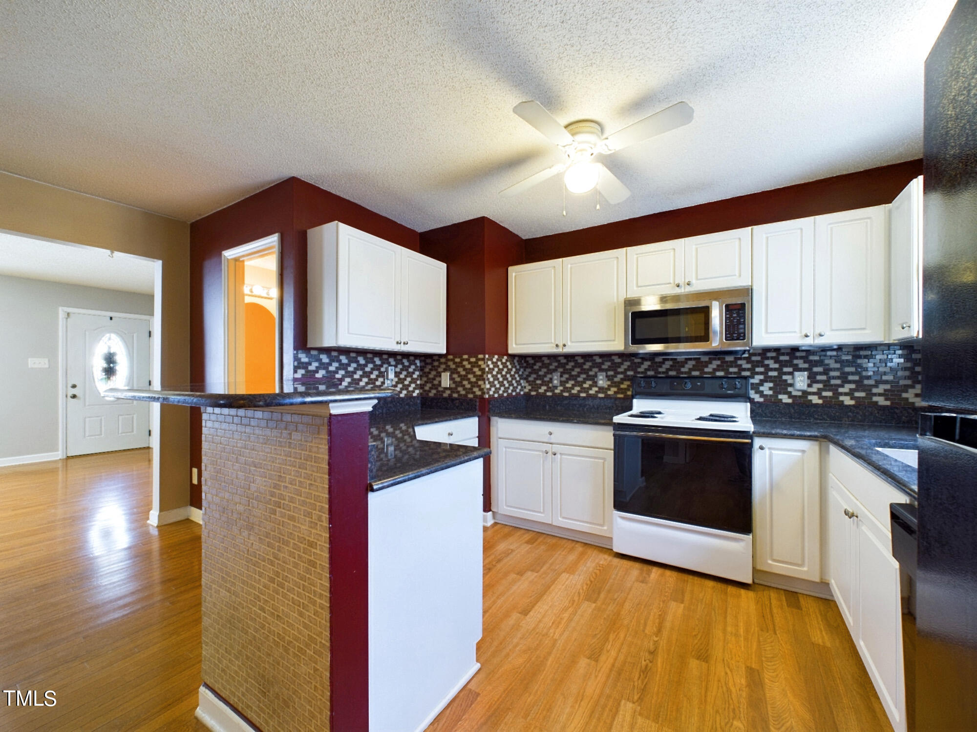 5653 Tealbrook Drive Raleigh, NC 27610 - Photo 8 of 30 Kitchen