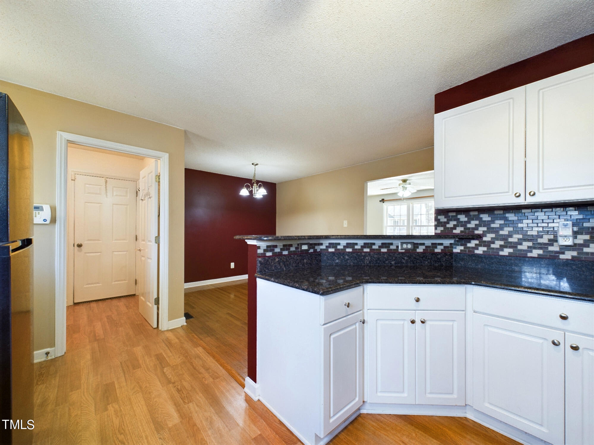 5653 Tealbrook Drive Raleigh, NC 27610 - Photo 9 of 30 Kitchen
