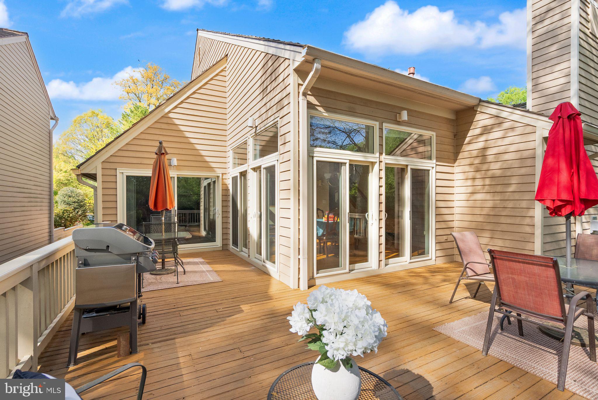 1424 Belcastle Court Reston, VA 20194 - Photo 3 of 33 Expansive deck with seamless indoor-outdoor flow