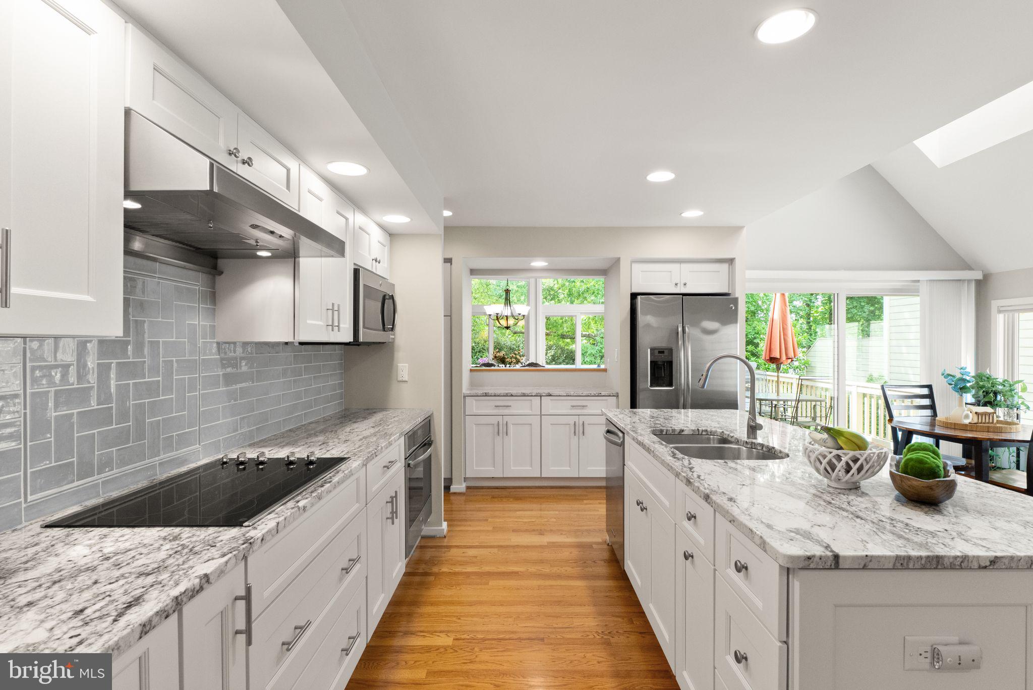 1424 Belcastle Court Reston, VA 20194 - Photo 5 of 33 Gorgeous updated kitchen with island