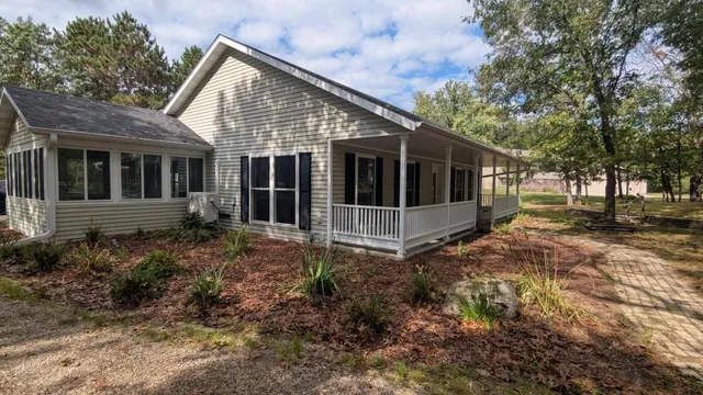 $349,900 | 65911 144th Avenue, Wabasha, MN 55981