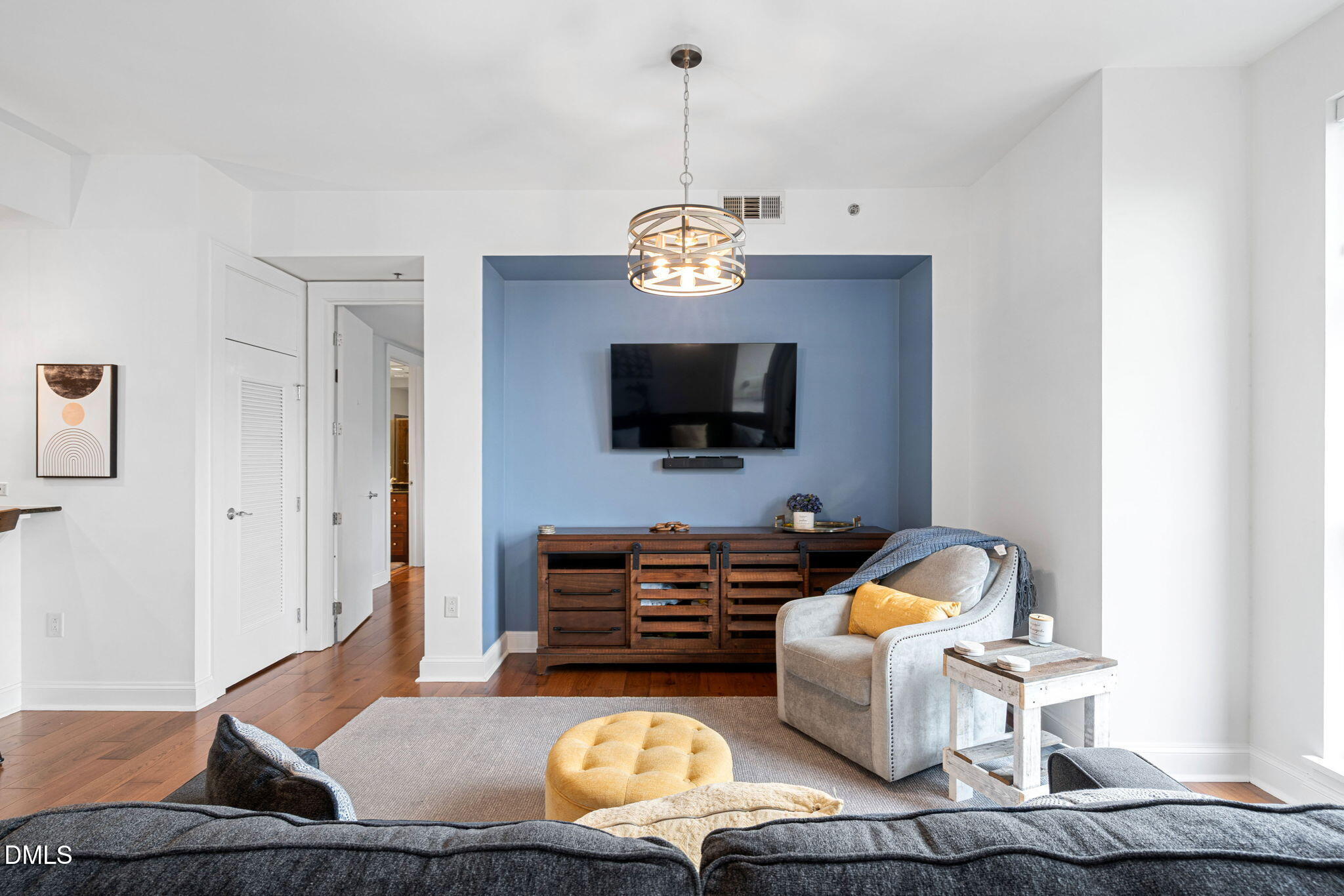 618 North Boylan Avenue, Unit 812 Raleigh, NC 27603 - Photo 12 of 35 19-web-or-mls-618-n-boylan-ave