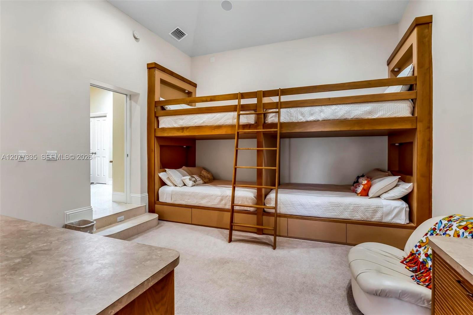 2820 Northeast 44th Street Lighthouse Point, FL 33064 - Photo 57 of 82 Gallery Image 57