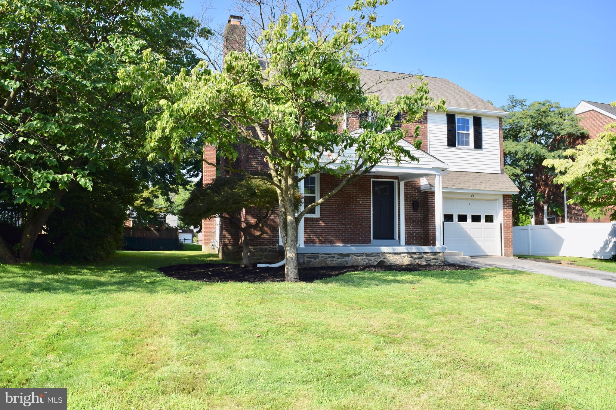 22 Rolling Road Claymont, DE 19703 - Photo 4 of 41 Gallery Image 4