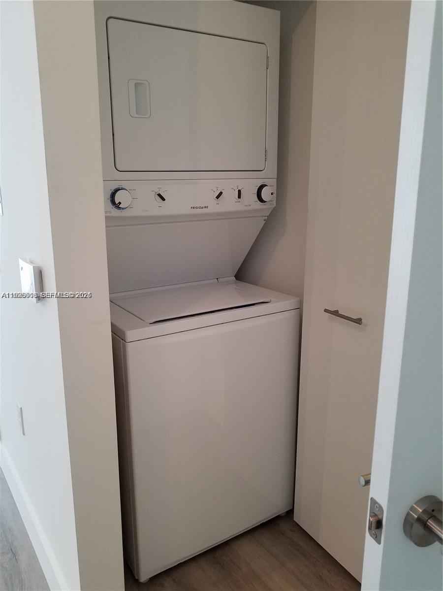 201 Southwest 17th Road, Unit 606 Miami, FL 33129 - Photo 9 of 19