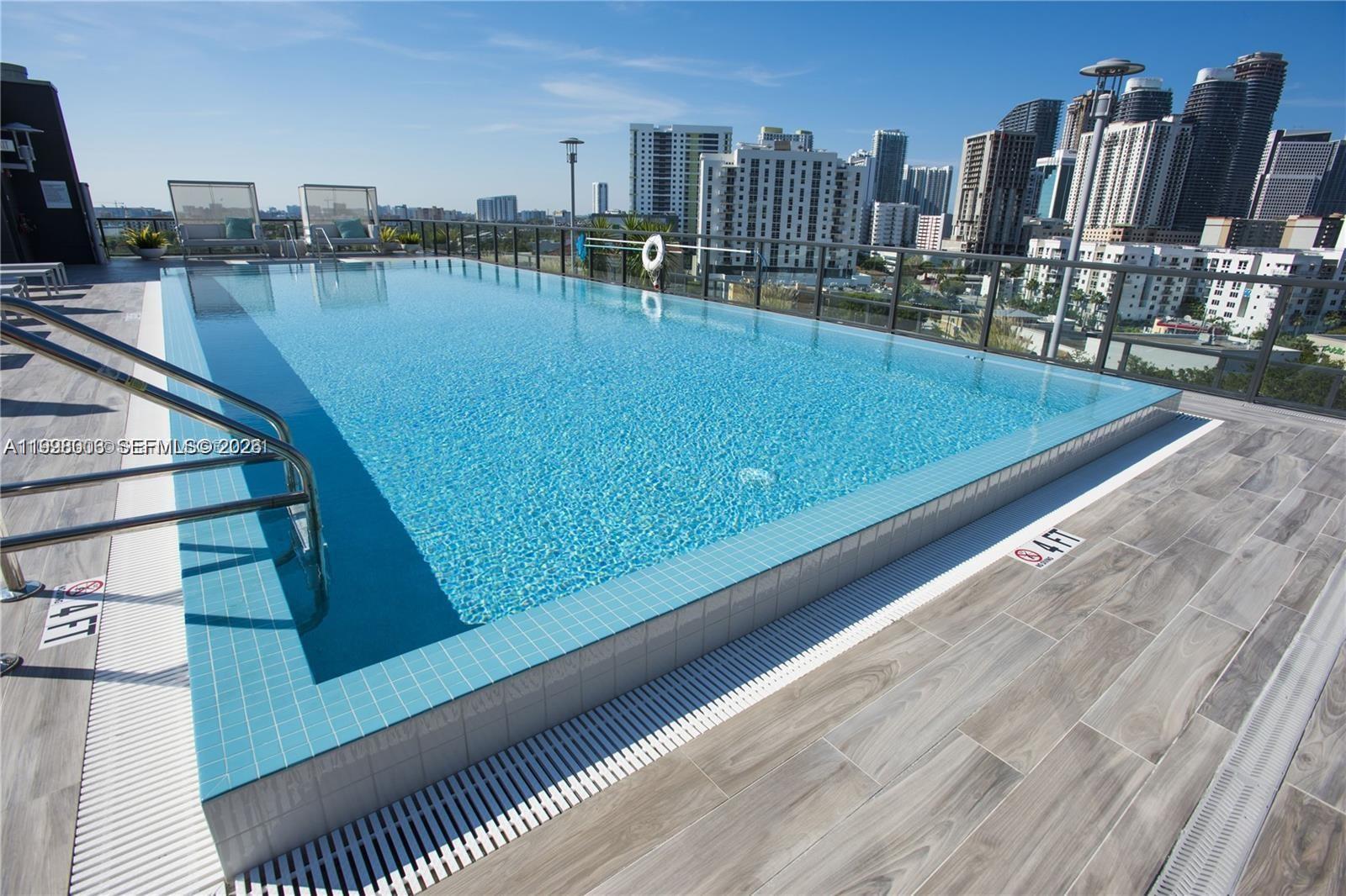 201 Southwest 17th Road, Unit 606 Miami, FL 33129 - Photo 10 of 19