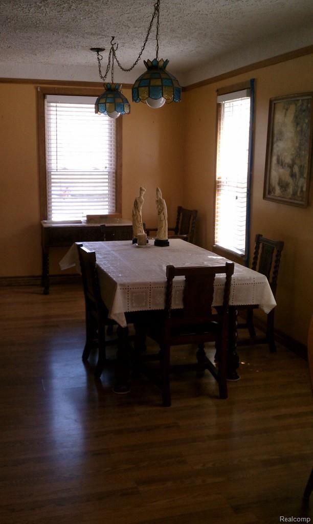 1416 Faussett Road Howell, MI 48855 - Photo 4 of 13 Dining Room.jpg