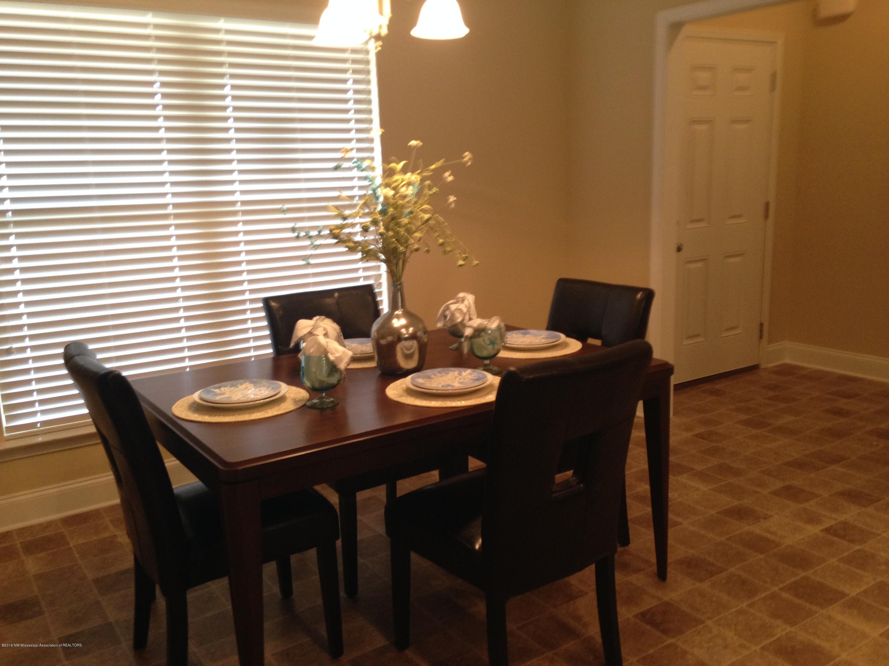 4704 Deer Run Road Olive Branch, MS 38654 - Photo 5 of 42 IMG_8540