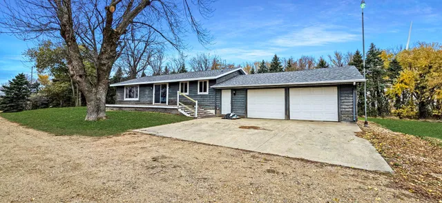 $270,000 | 1540 10th Avenue, Woodstock, MN 56186