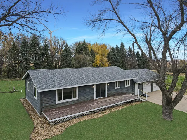 $270,000 | 1540 10th Avenue, Woodstock, MN 56186