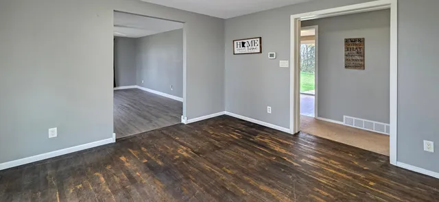 $270,000 | 1540 10th Avenue, Woodstock, MN 56186