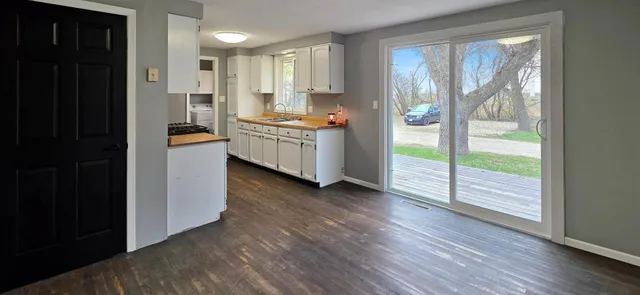 $270,000 | 1540 10th Avenue, Woodstock, MN 56186