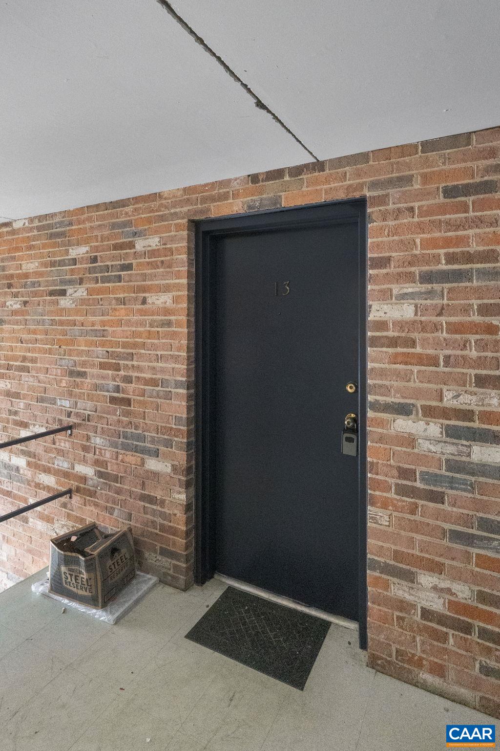 545 Burgoyne Road, Unit 13 Charlottesville, VA 22901 - Photo 4 of 7 a view of outdoor space