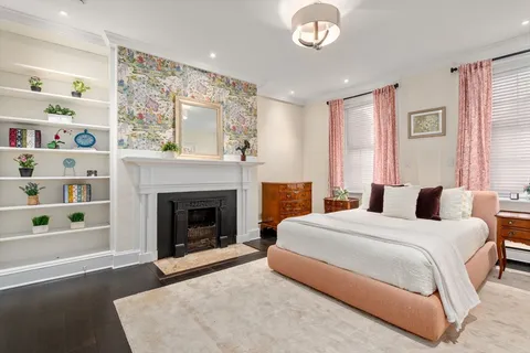$1,099,000 | 1 Chestnut Street, Unit 3B, Boston, MA 02108