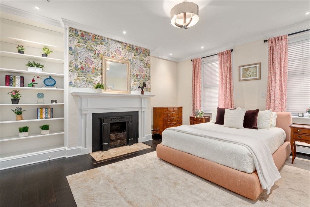 1 Chestnut Street, Unit 3B Boston, MA 02108 - Photo 12 of 20